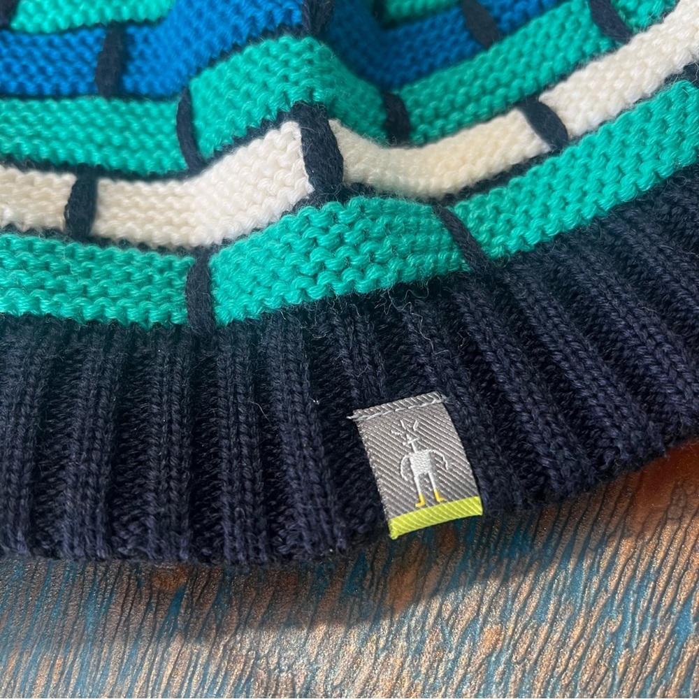 Smartwool Merino Wool Knit Pom Pom Beanie made in Canada blue white green - Picture 6 of 7
